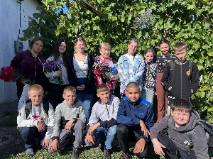 Привітали вчителів - ветеранів педагогічної праці