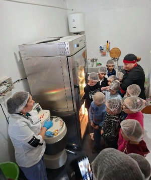Хліб єднає покоління: заходи до Всесвітнього дня хліба у Новомар’ївській громаді